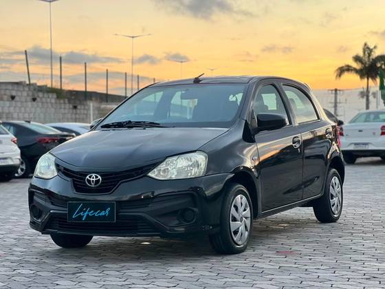 TOYOTA ETIOS 1.3 X STANDARD 16V FLEX 4P MANUAL TOYOTA ETIOS 1.3 X STANDARD 16V FLEX 4P MANUAL